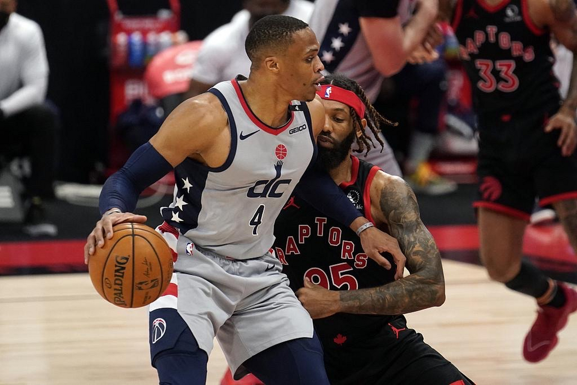 lovegame-赛前体能课后，多伦多猛龙状态回暖备战英超，球迷炸锅，细节决定成败的简单介绍-lovegame