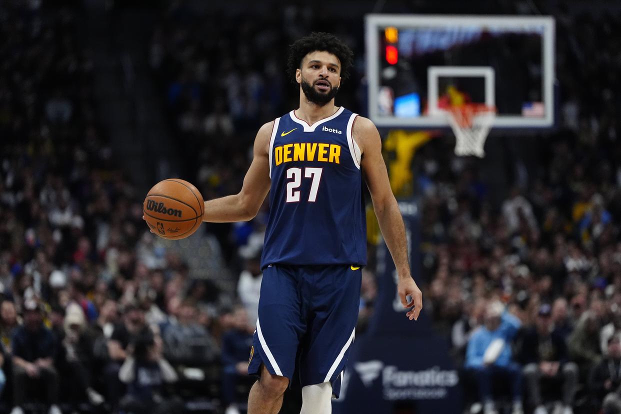 国际比赛日AC米兰调整名单以备欧冠穆雷连续十五场比赛得分超过精彩发挥，网友：广东宏远集结日再遭质疑的简单介绍