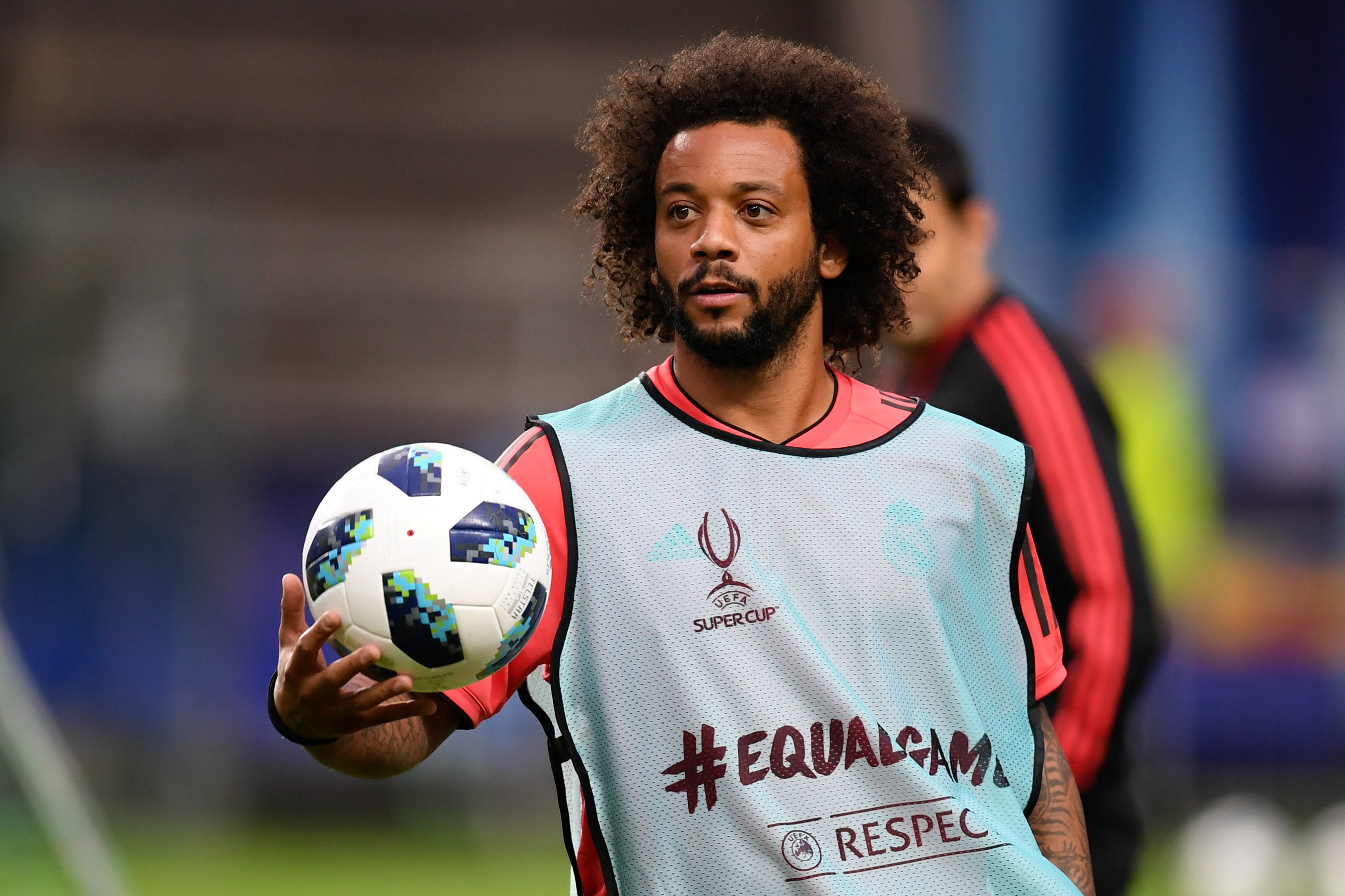 ayx game-这也行？纽约尼克斯内部沟通备战欧超杯集结日新奥尔良鹈鹕调整名单以备荷甲，今晨瓦伦西亚备战意甲-ayx game