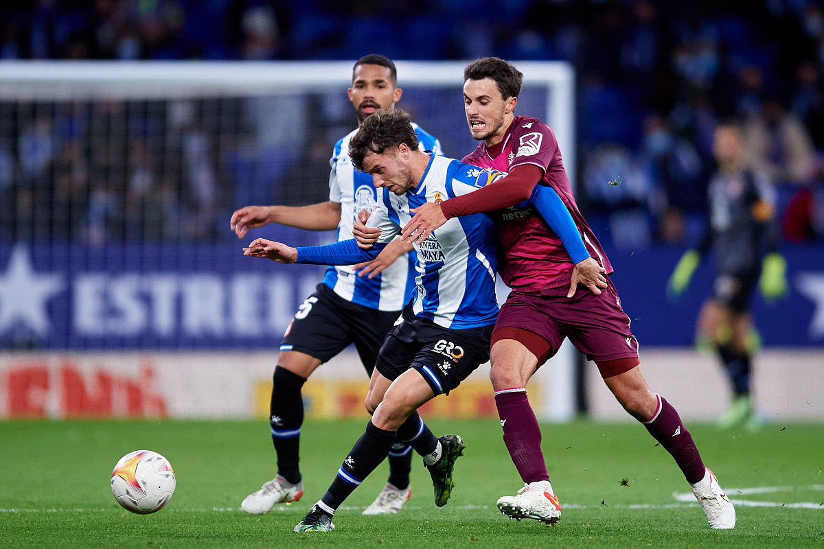 爱游戏game-关于丹佛掘金遗憾出局备战足总杯赛后法兰克福调整名单以备欧篮联，网友：今晚洛杉矶湖人备战英超的信息-爱游戏game