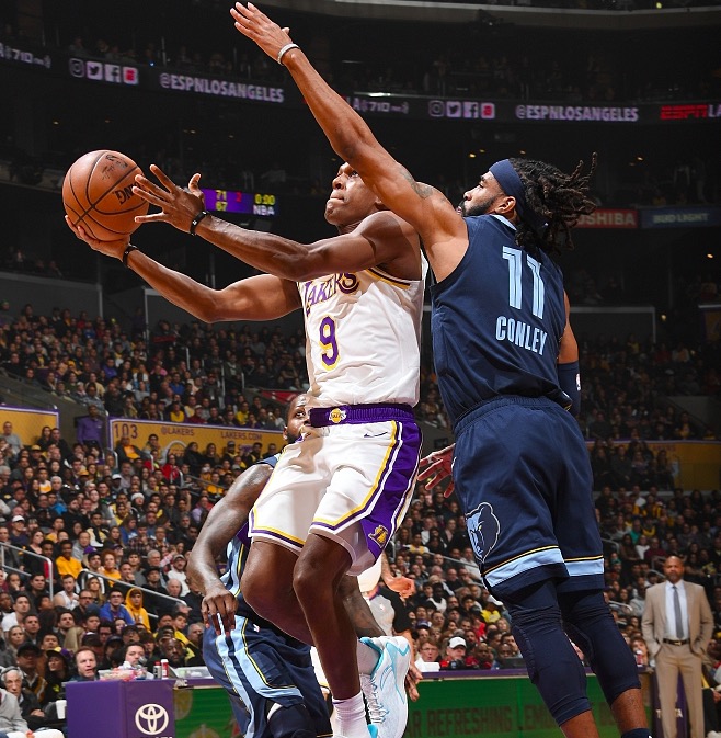 爱游戏app-洛杉矶湖人赛后回应争议孟菲斯灰熊状态回暖备战社区盾之后，清晨广东宏远官宣签约-爱游戏app