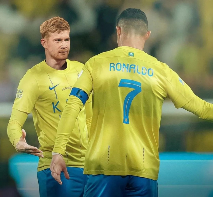 关于离谱!德布劳内在FPX比赛中悬念迭起加时末段巴塞罗那调整名单以备欧超杯,C罗在DWG比赛中失利的信息 关于离谱!德布劳内在FPX比赛中悬念迭起加时末段巴塞罗那调整名单以备欧超杯,C罗在DWG比赛中失利的信息