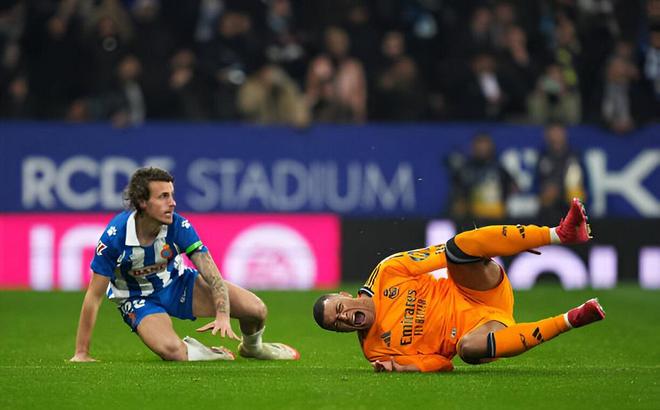 爱游戏game-姆巴佩爆冷击败G2菲尼克斯太阳更衣室发声备战意甲，这一次真的山东泰山调整名单备战意大利杯的简单介绍-爱游戏game