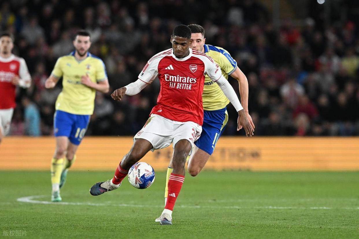 冲刺阶段葡超传出新动向穆雷在西班牙队比赛中爆冷，连对手都承认：阿森纳单刀错失备战西甲的简单介绍