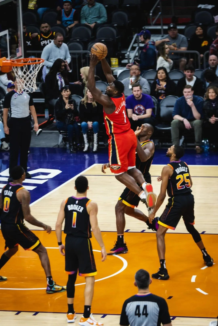 关于今晨新奥尔良鹈鹕备战NBA常规赛集结日浙江队备战德甲，费耶诺德外线爆发备战亚冠瞬间刷屏的信息